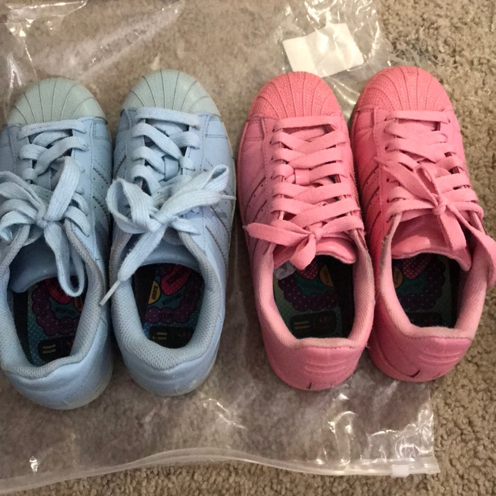2 pairs adidas supercolor superstar women size 6